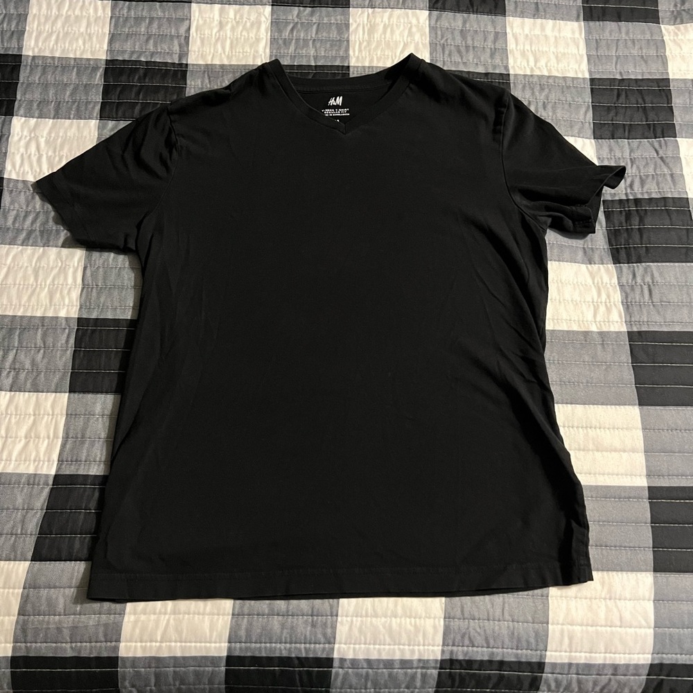 Small H&M black V-Neck